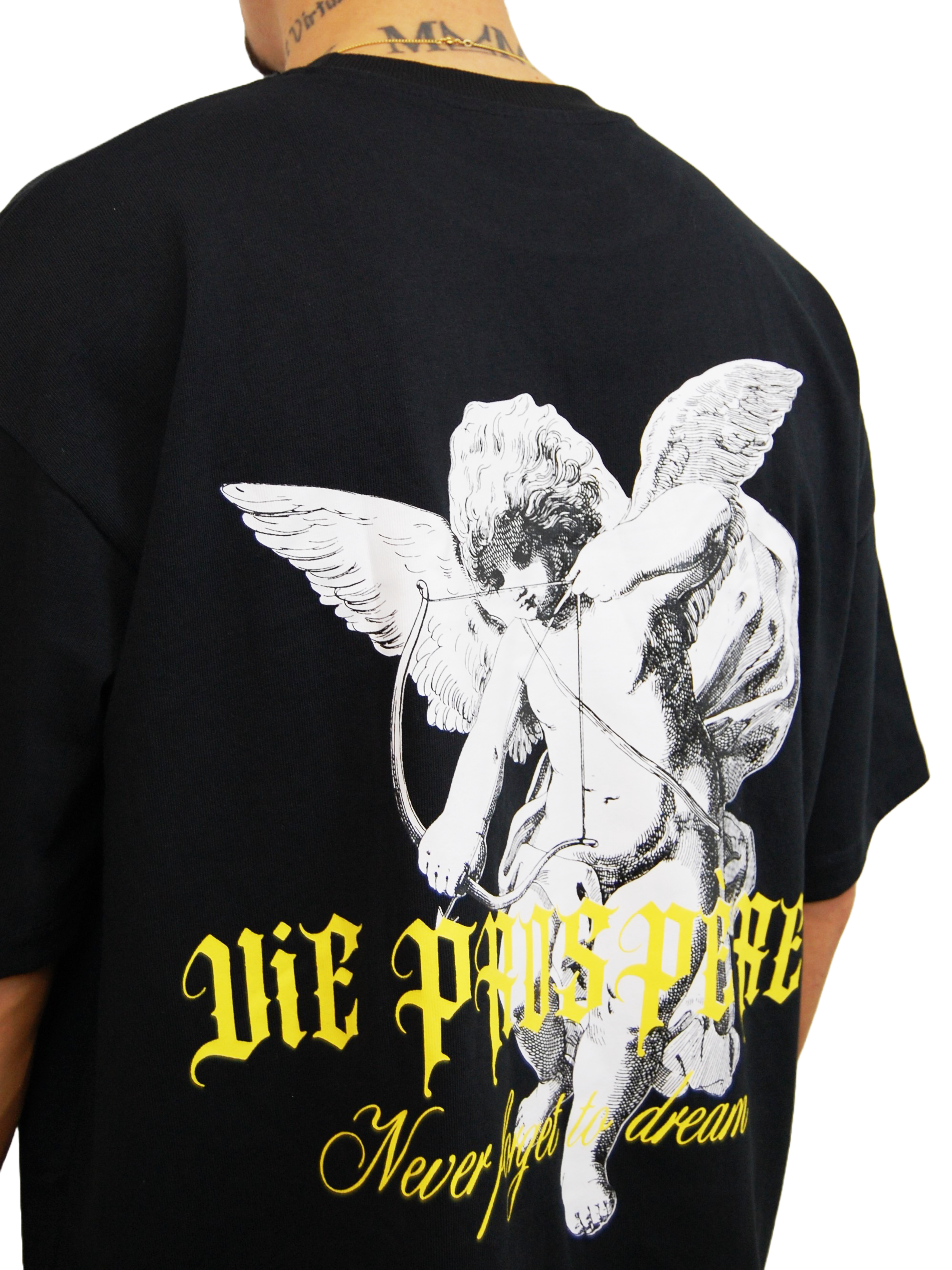 "DREAMS" OVERSIZED T-SHIRT "NEVER FORGET TO DREAM" IN SCHWARZ